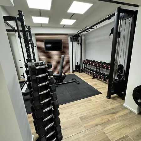 Travel-, Work-, & Fitness-einliegerwohnung *